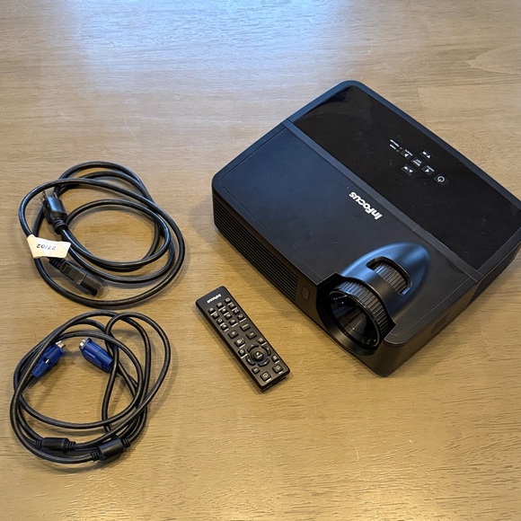 infocus Other - Black Projector with Remote